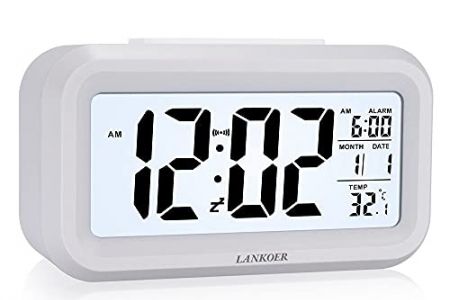 Reloj digital mesita de noche